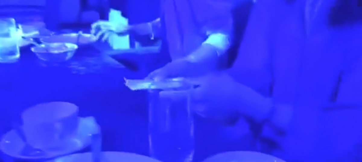 Toplu yemekte koronavirüsün bulaşma tehlikesi