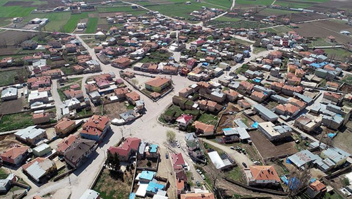 Kayserili üfürükçü kadın koronayı bir mahalleye yaydı
