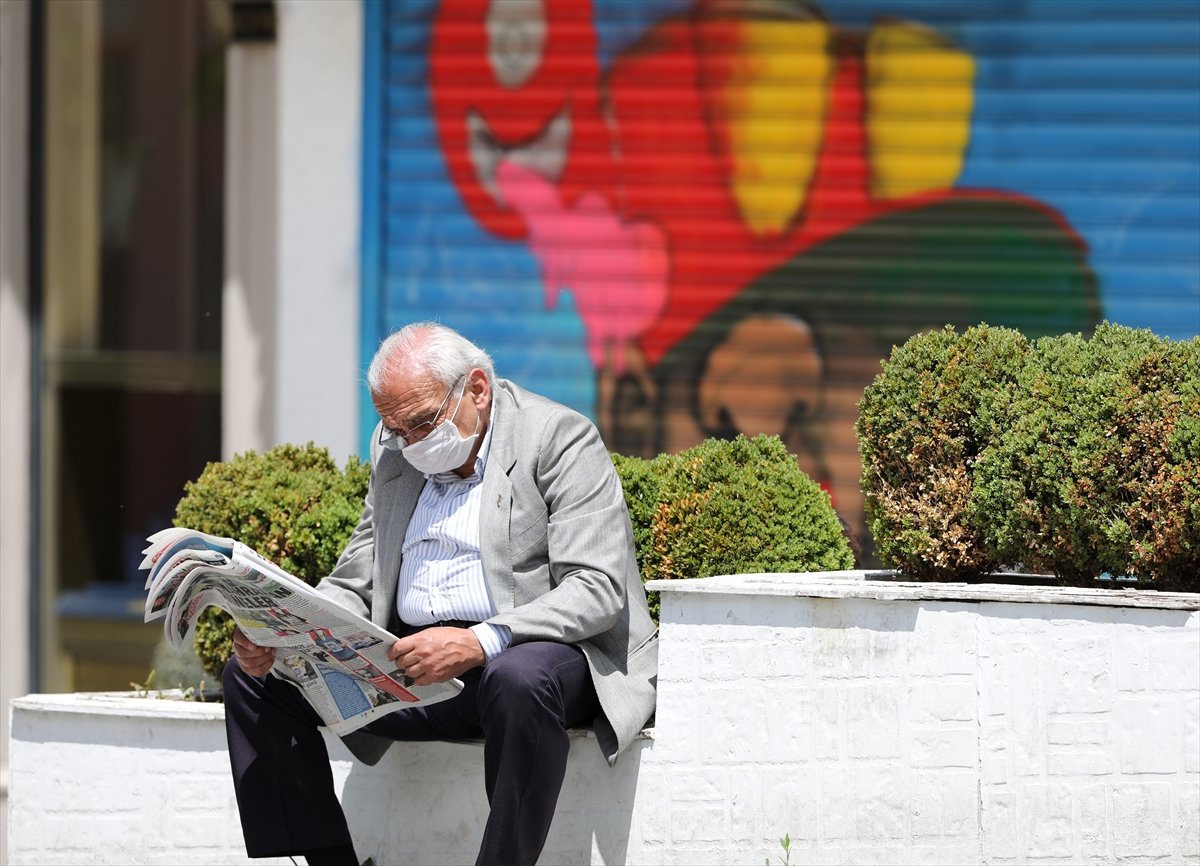 a 12 ilde maske takmak zorunlu hale getirildi