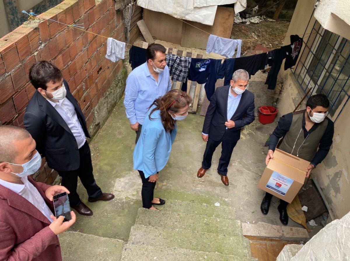 CHP'nin yardım dağıtımı