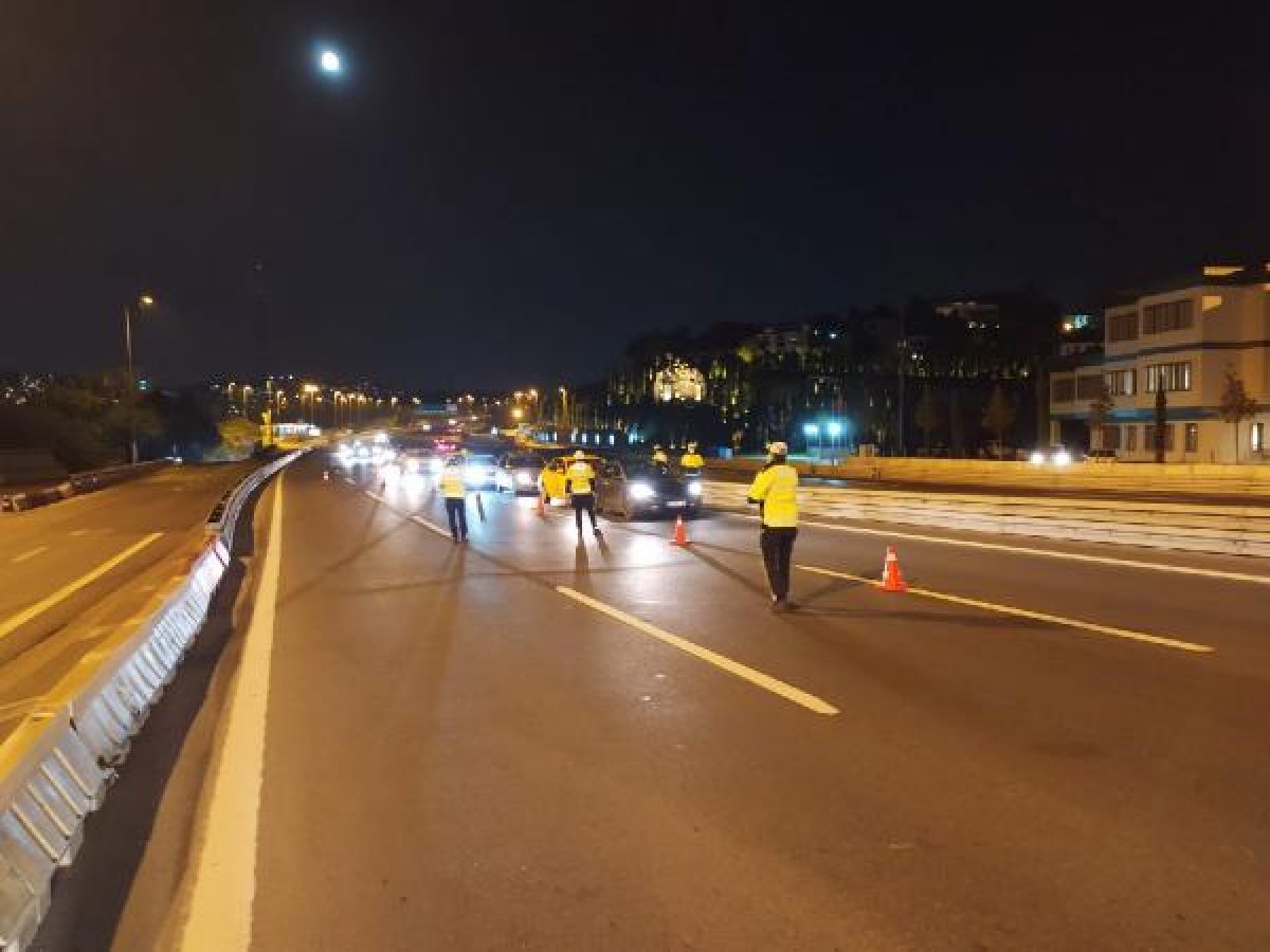 d 4 gün sürecek sokağa çıkma yasağı başladı