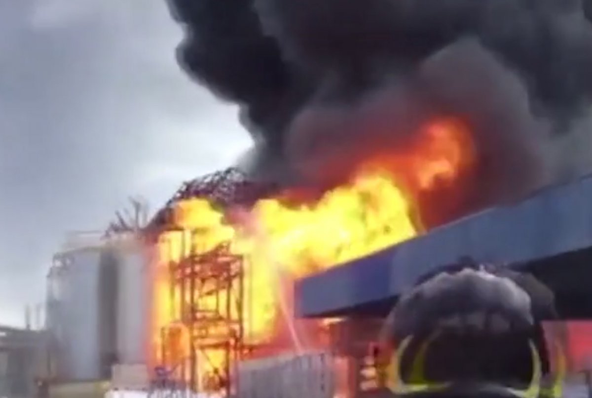 Venedik'te kimyasal fabrikada patlama