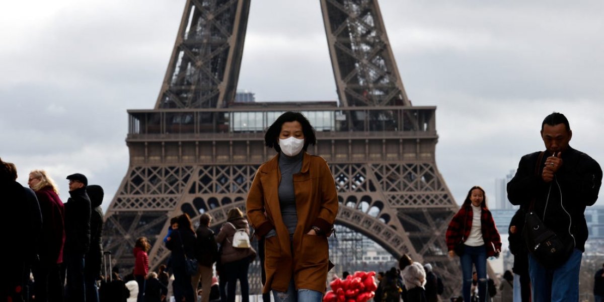 r Fransa’da peçe ve maskeye yönelik para cezası tartışılıyor