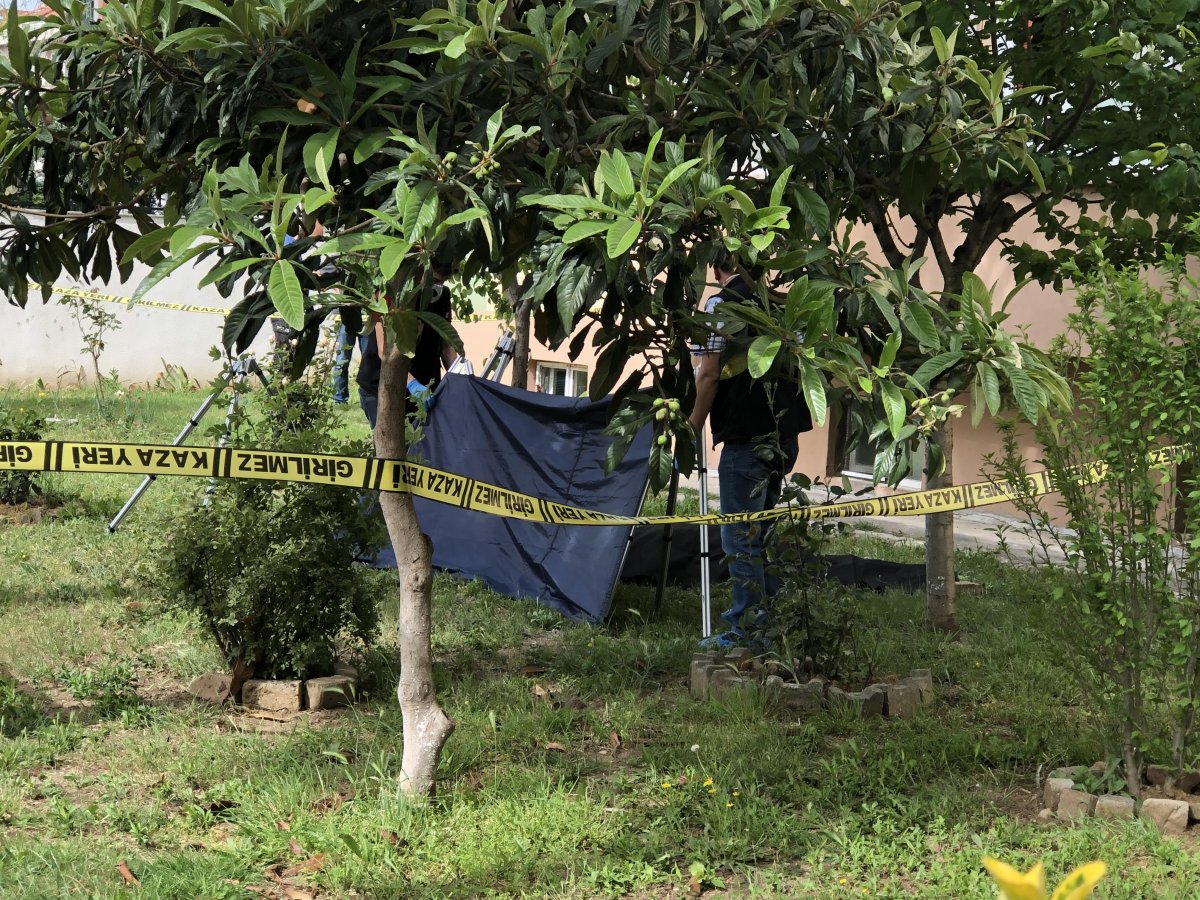 i İstanbul'da, 6'ncı kattan düşen kadın hayatını kaybetti