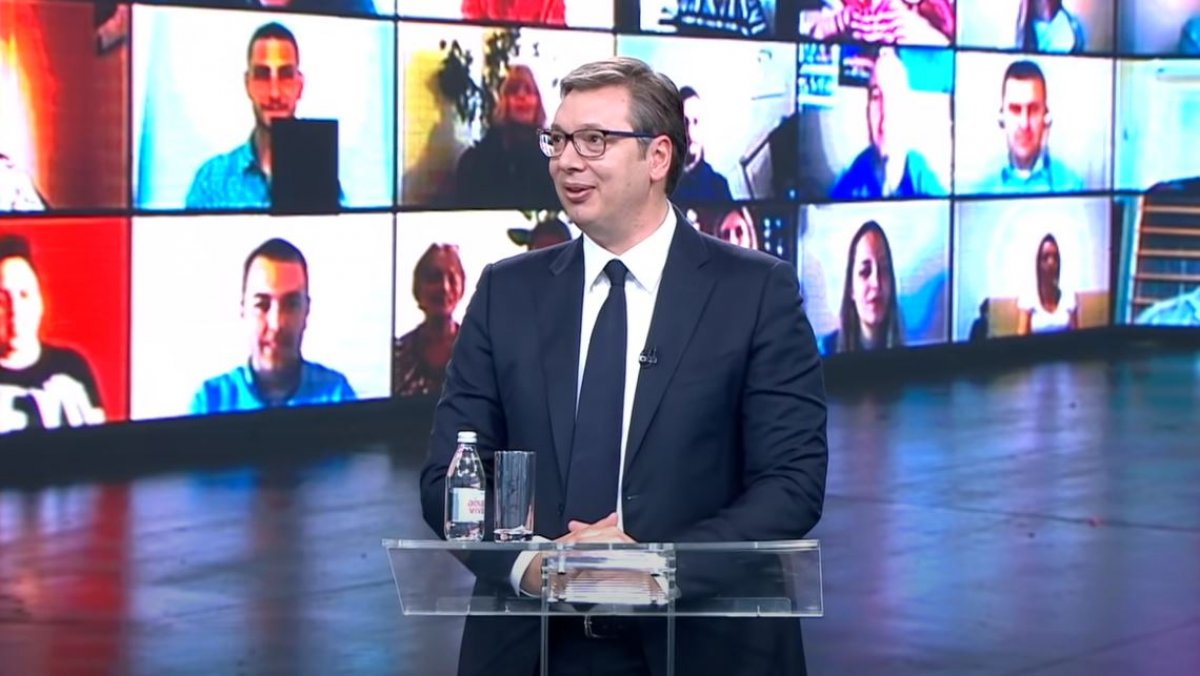 Sırbistan Cumhurbaşkanı Vucic'den online miting