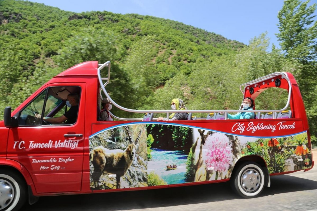 i Tunceli'de yaşlılar, tur otobüsüyle Munzur Vadisi'ni gezdi