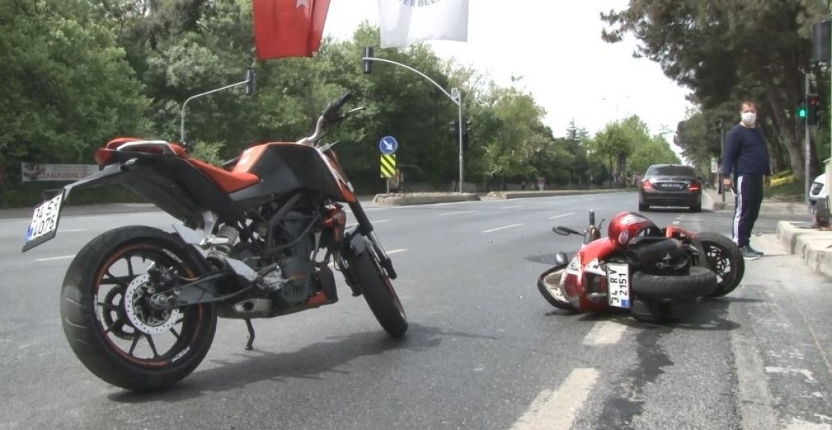 Çiğ köfteci Ömer Aybak lüks aracıyla kaza geçirdi