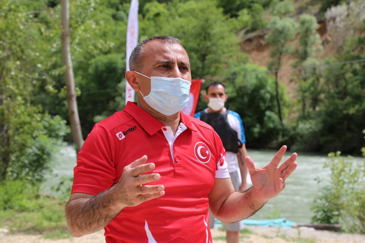 i Tunceli'de rafting sezonu açıldı