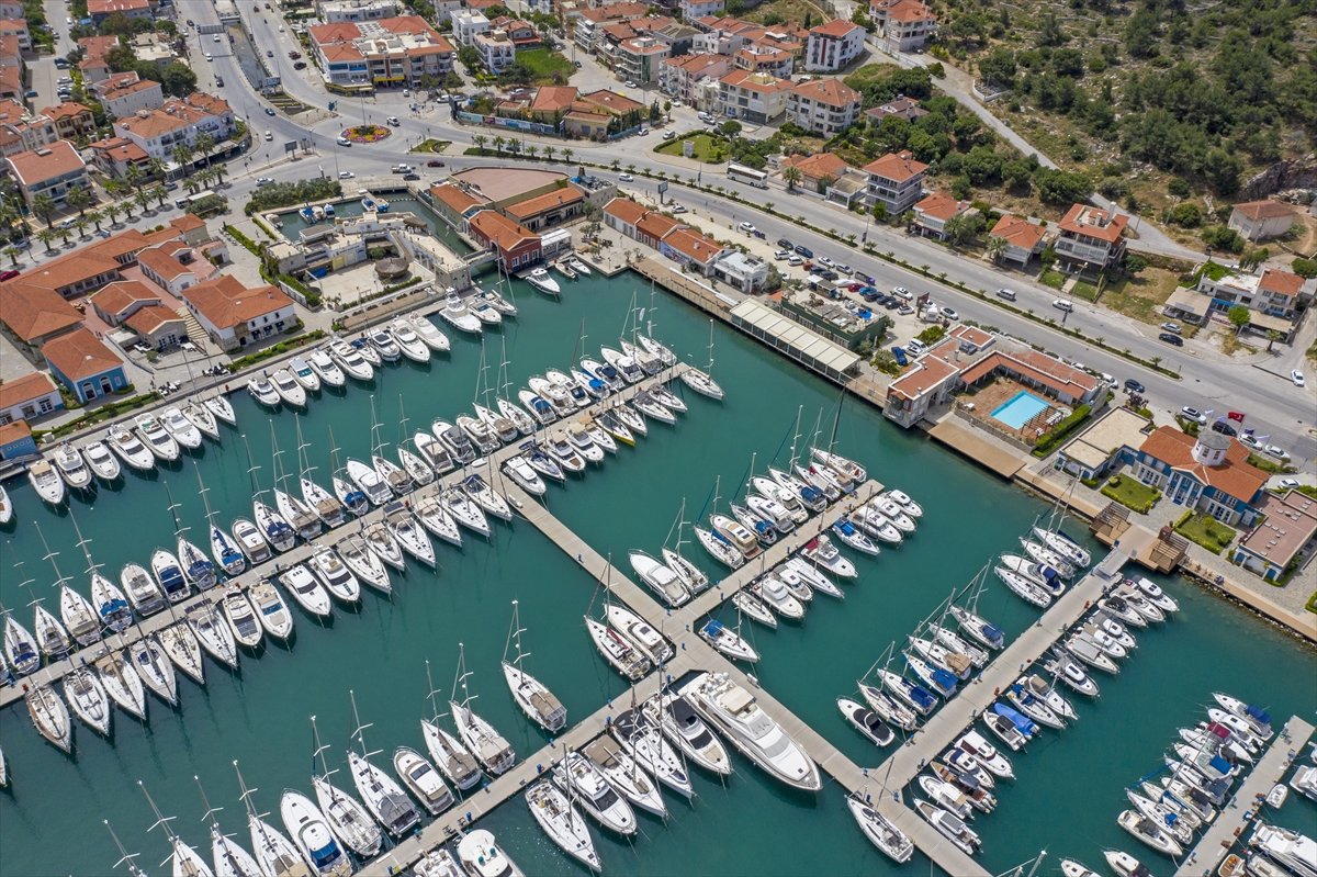 Turizmde izole dönemi: Teknede karantina günleri başladı