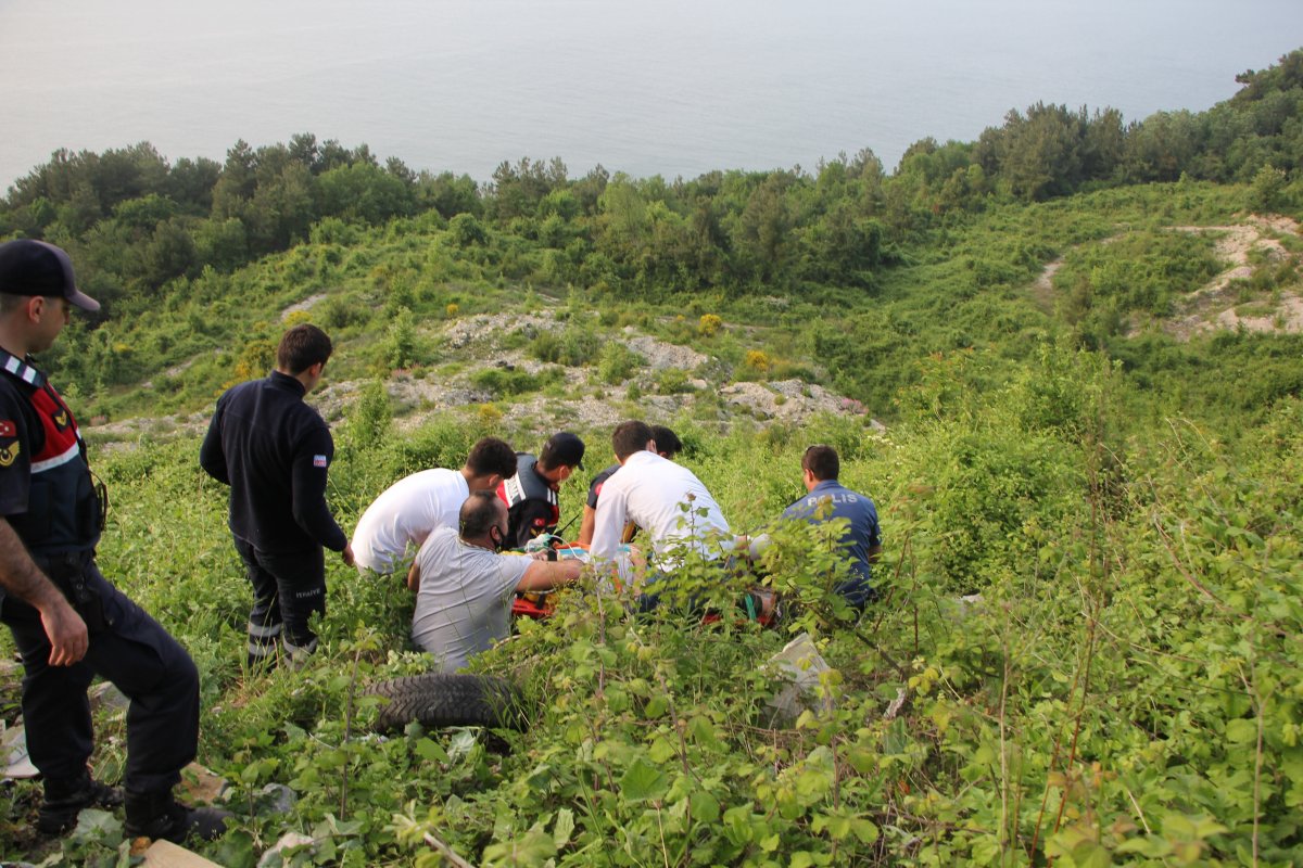 Fotoğraf çekerken uçuruma yuvarlanan genç kız kurtarıldı