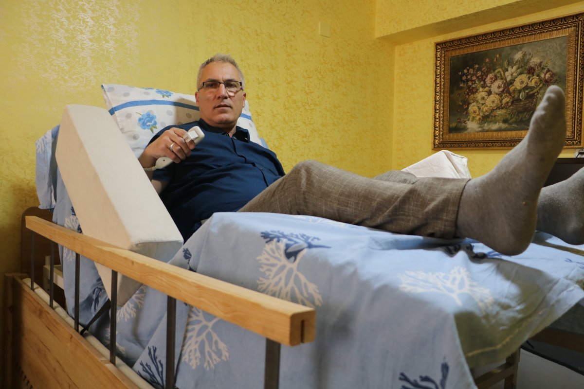 i Hastalığında aklına koyduğu özel yatağı yaptı