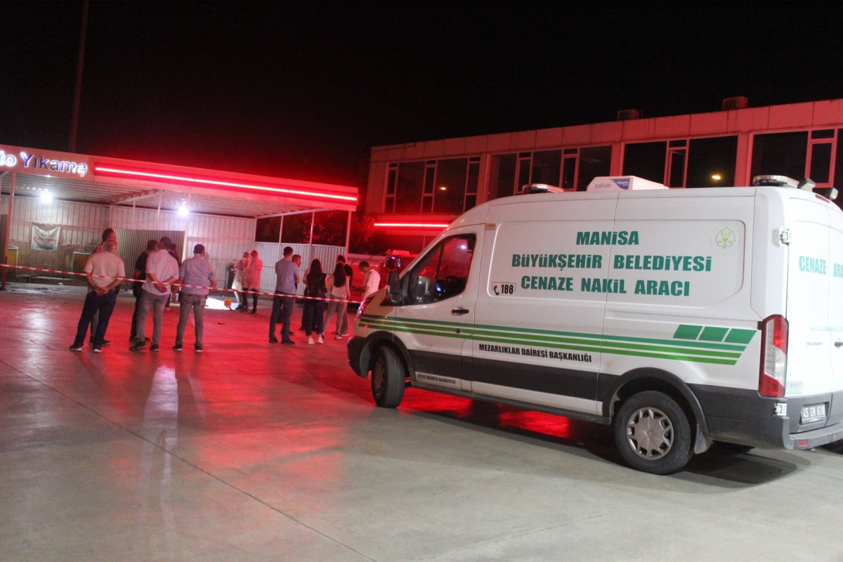 i Manisa’da 17 yaşındaki kız, tüfekle öldürüldü