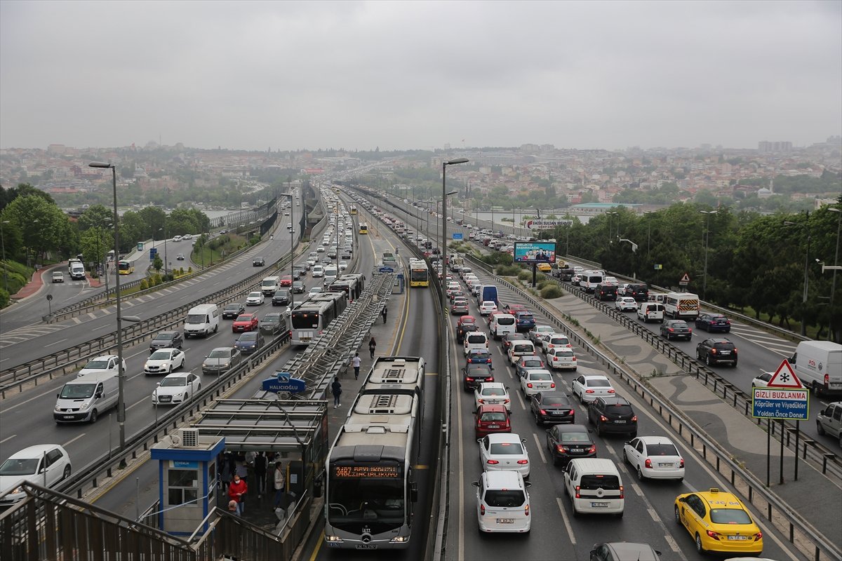 a İstanbul'da trafik yoğunluğu