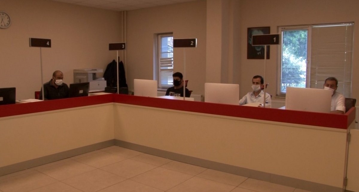 i Sosyal yardım hattını arayan kişinin 8 otomobili çıktı