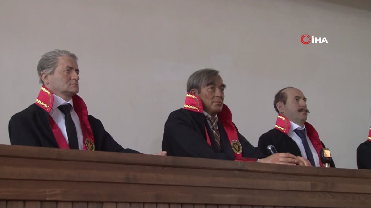 i Demokrasi ve Özgürlükler Adası'ndan ilk görüntüler