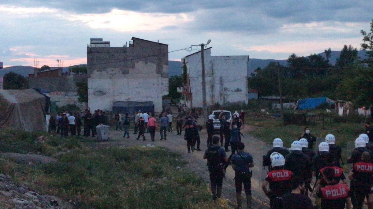 Bursa'da silahlı çatışma: 1 polis şehit oldu