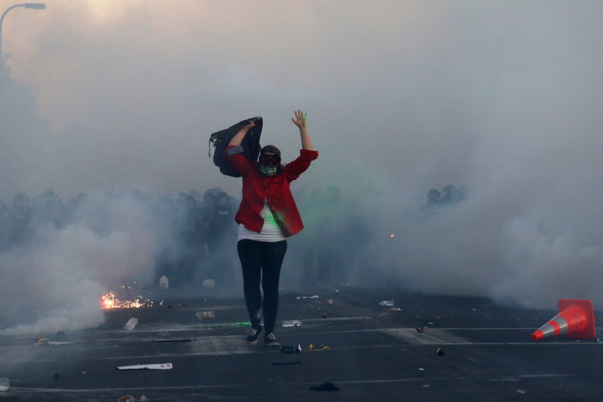 r ABD'de polis şiddetine karşı protestolar büyüyor