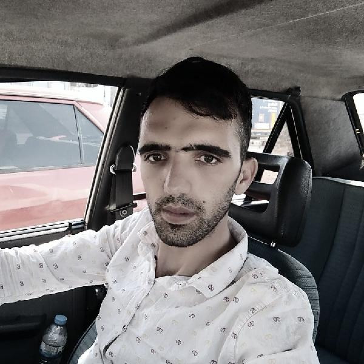 Eşi evi terk edince intihara kalkıştı, evi patlattı