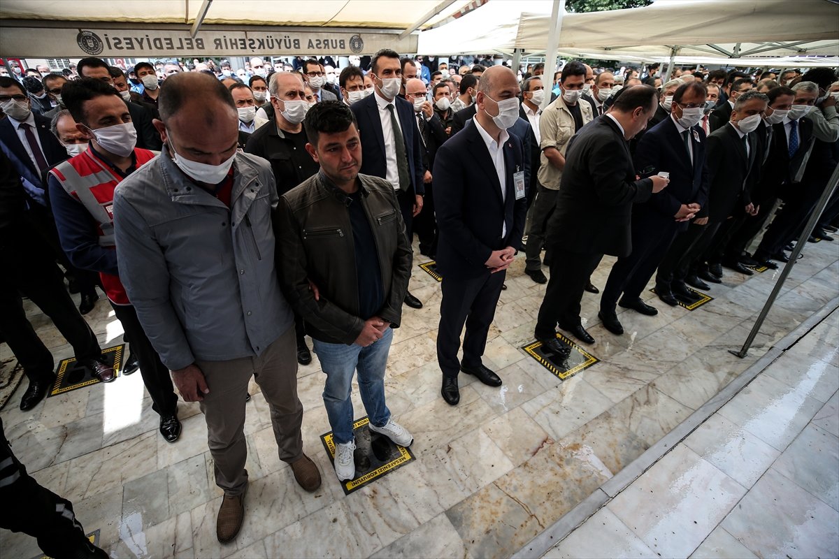 Şehit polis memuru Erman Özcan son yolculuğuna uğurlandı