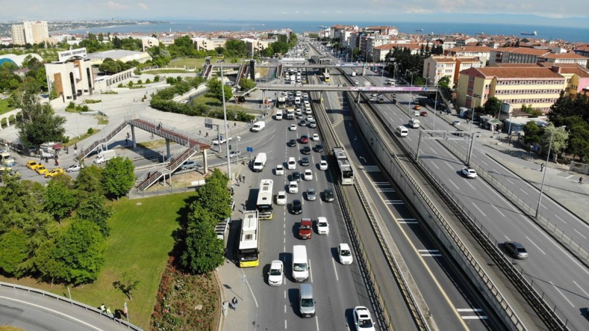 i Korona sonrası İstanbul trafiği böyle görüntülendi