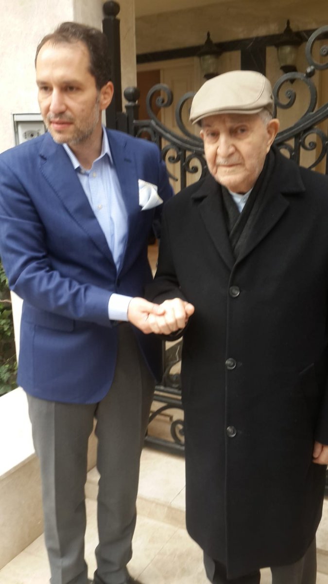 Kapatılan Refah Partisi Eski Genel Başkanı Ahmet Tekdal kimdir? Biyografisi Kapatılan Refah Partisi Eski Genel Başkanı Ahmet Tekdal kimdir? Biyografisi