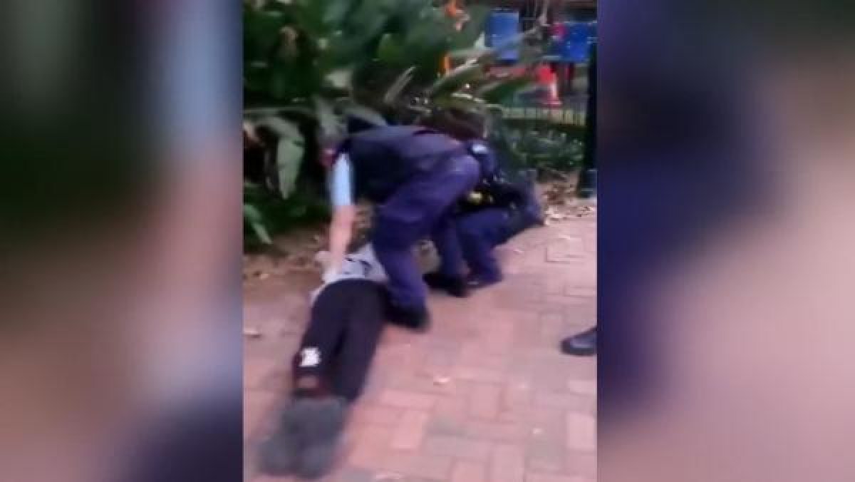 d Avustralya’da 17 yaşındaki siyahi gence gözaltı