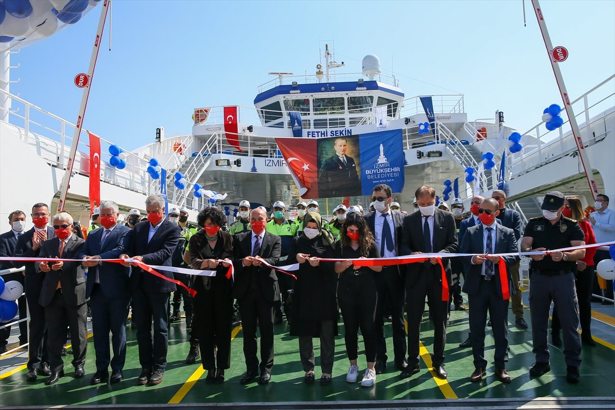 a Fethi Sekin'in isminin verildiği feribot denize indirildi