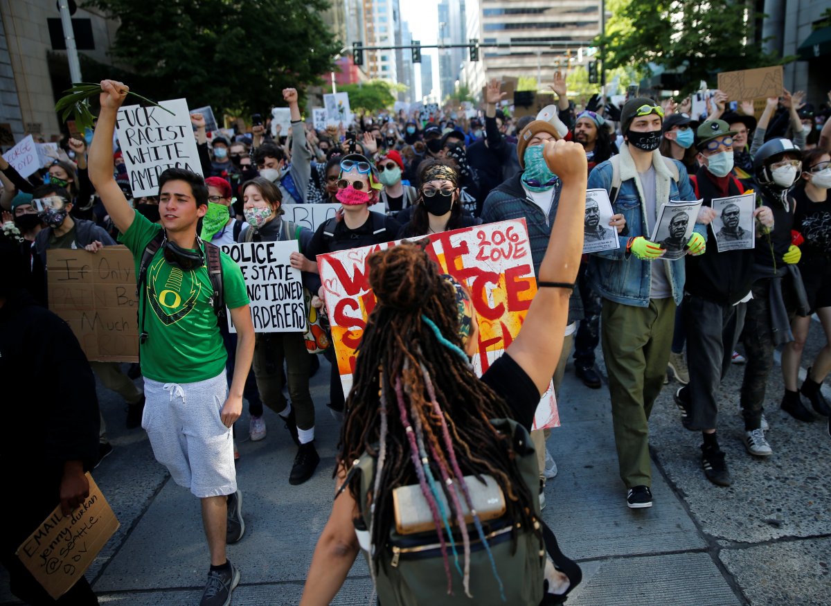 r Washington'da sokağa çıkma yasağı başladı