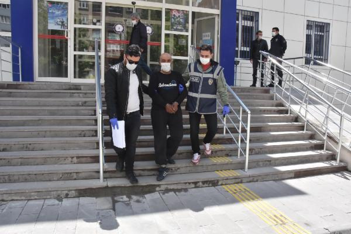 d 83 yaşındaki komşusuna cinsel saldırıda bulundu