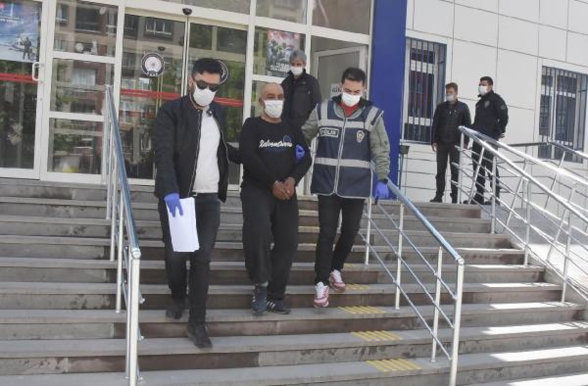 d 83 yaşındaki komşusuna cinsel saldırıda bulundu