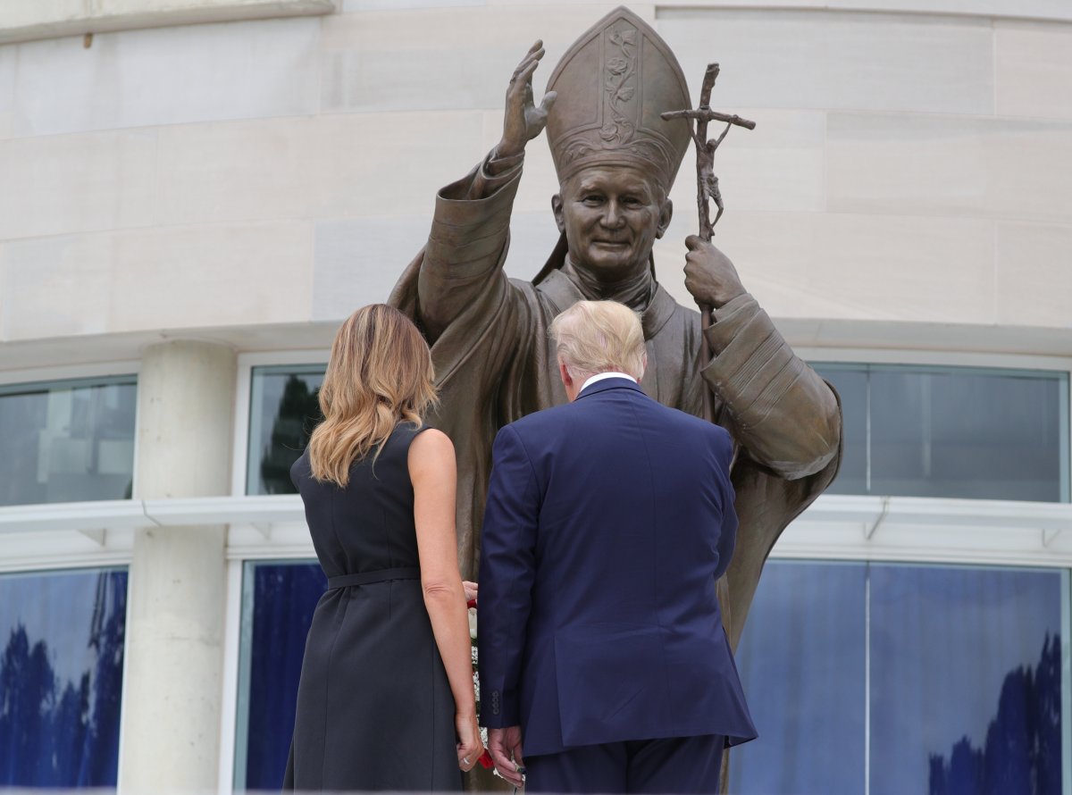 Dini liderlerden Trump'a İncil tepkisi