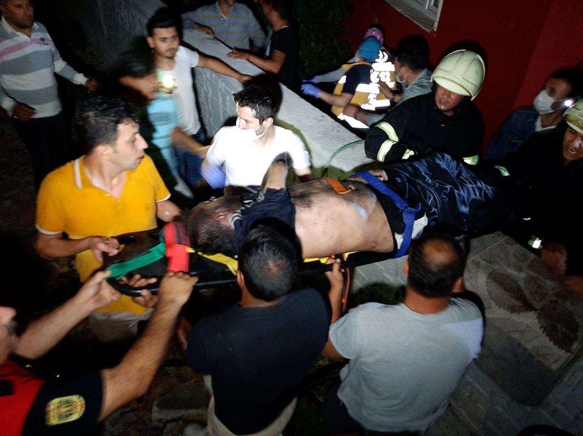 Muğla'da kendini içeri kilitleyip, evi ateşe verdi