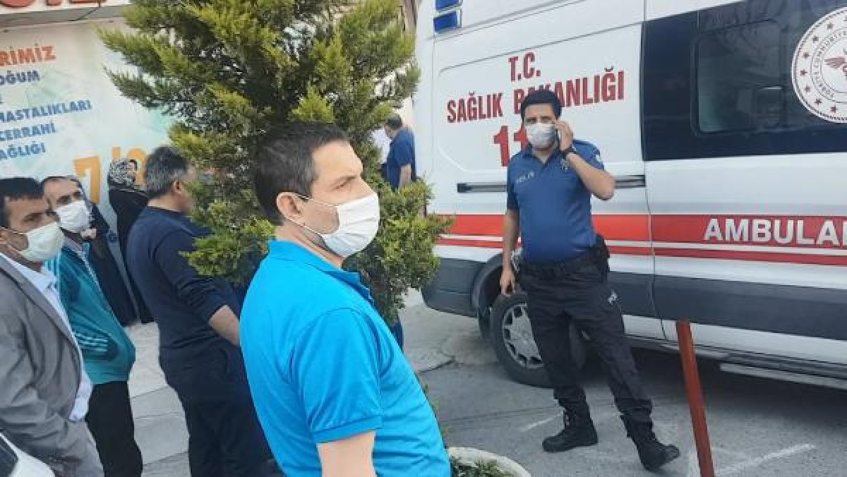 d Esenyurt'ta minibüsün çarptığı çocuk hayatını kaybetti