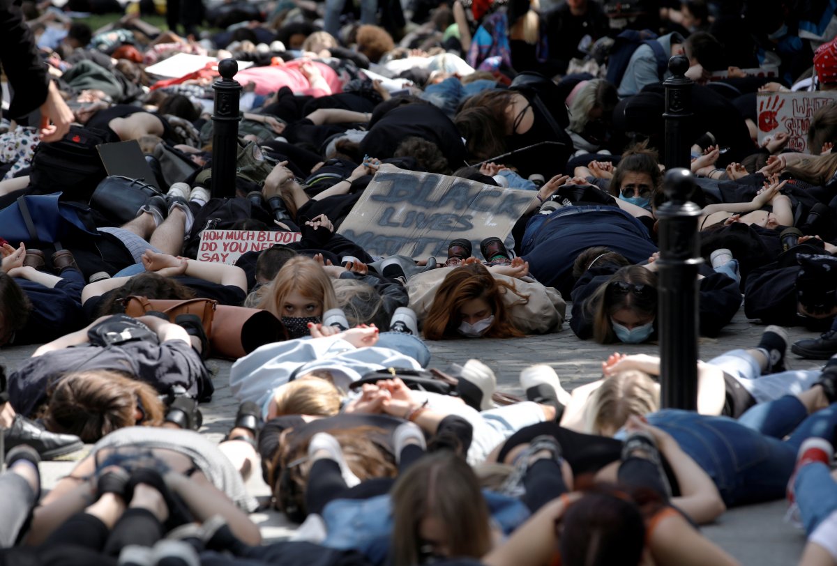 r Dünyada George Floyd eylemleri