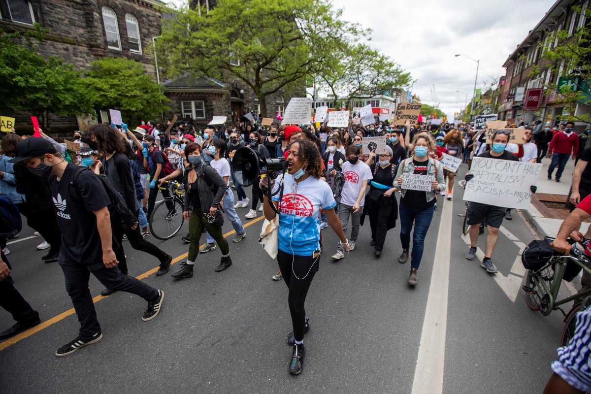 r Dünyada George Floyd eylemleri