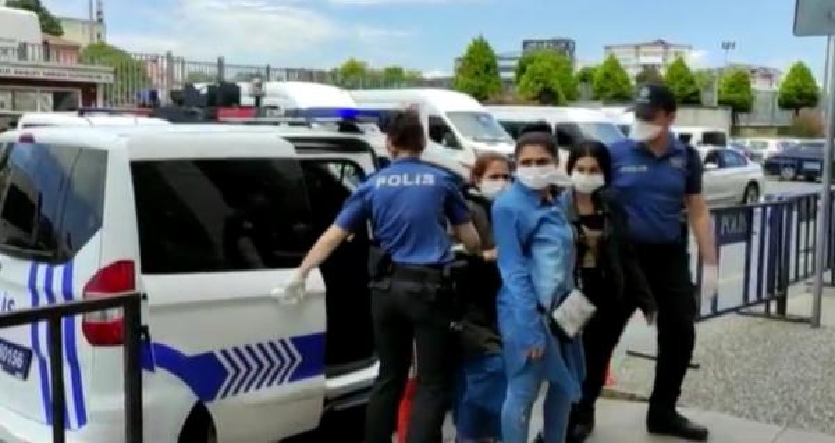 d İstanbul'da Adalet Bakanı'nın eşinin çantasını çaldılar