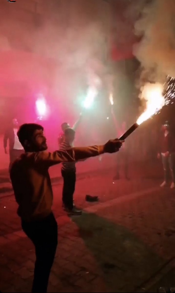 i Asker uğurlama adı altında terör estirdiler