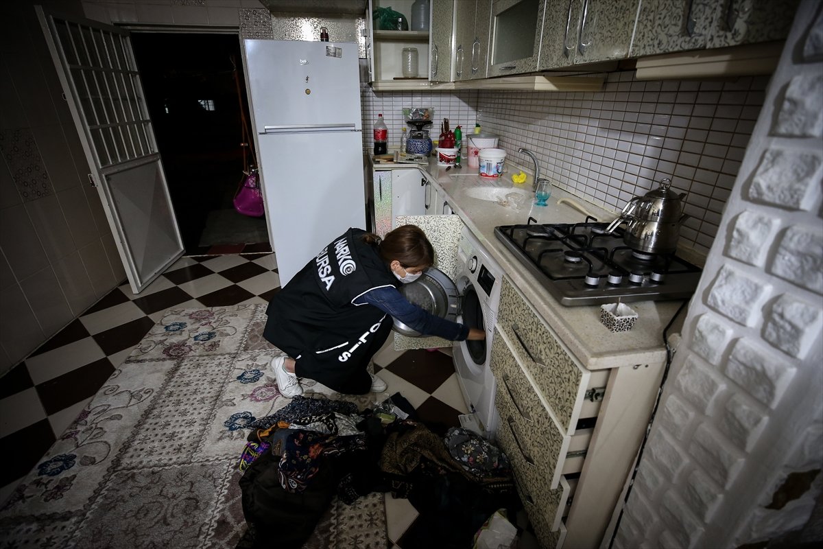 a Bursa'da 2 bin 500 polisten asayiş operasyonu