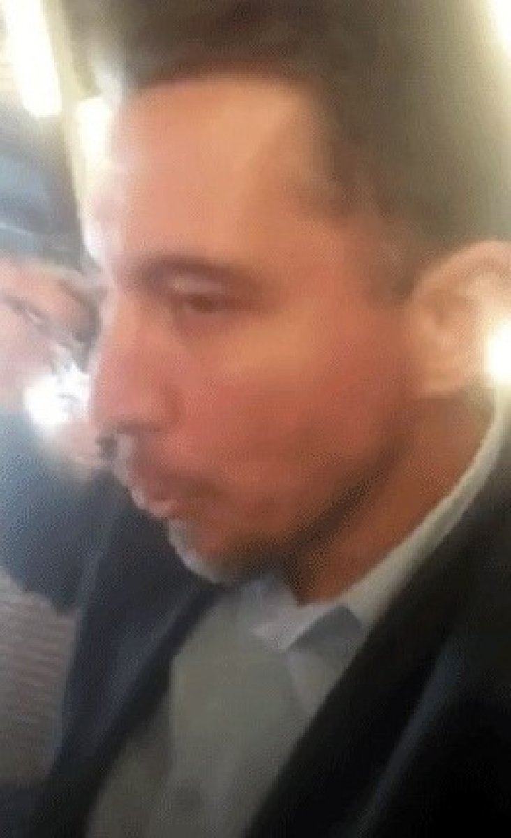 Canlı yayın yaptığı sırada kendini vurdu