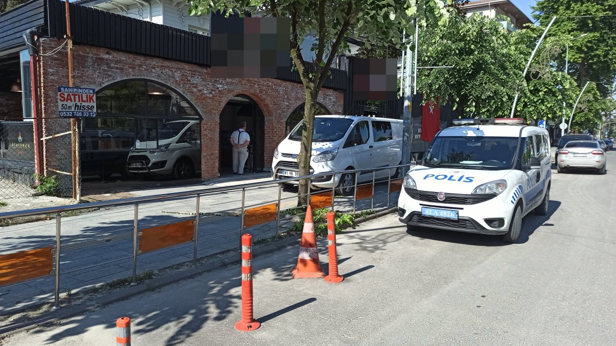 Canlı yayın yaptığı sırada kendini vurdu