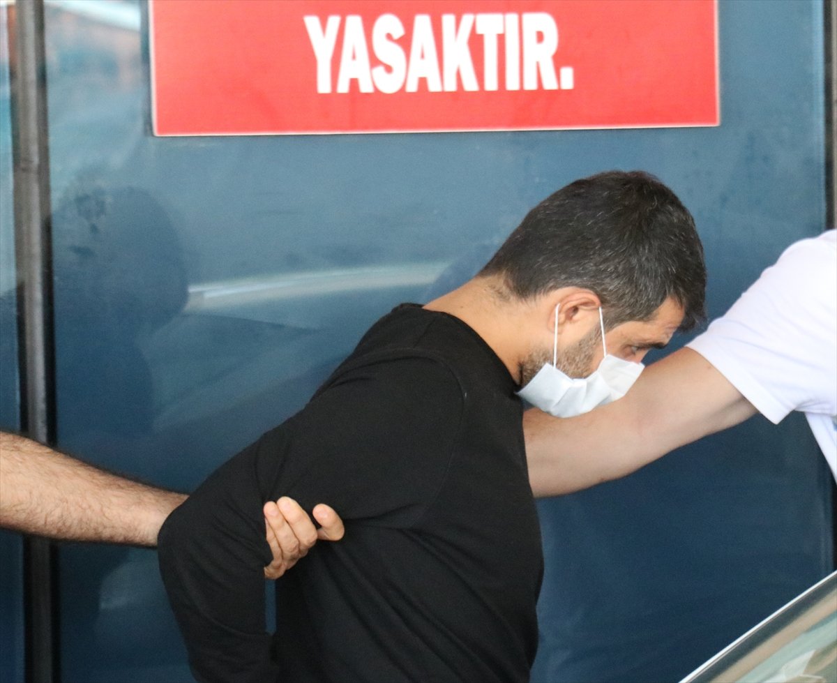 Babasıyla kardeşini 14 yıl önce öldürdü, yakalandı