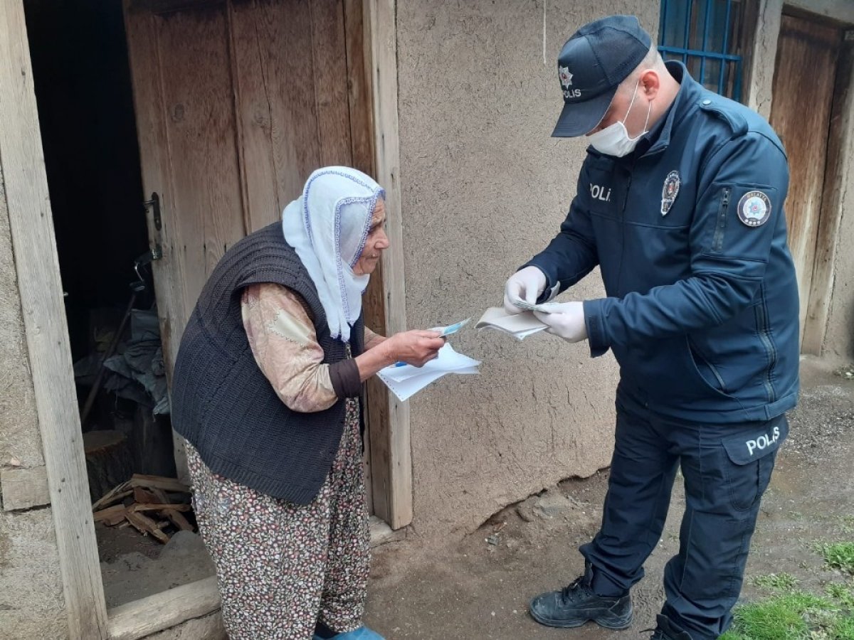 The Economist, Türkiye’nin koronavirüs başarısını övdü