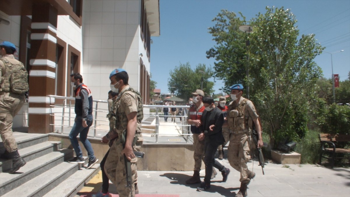 a Çiftlik Kredisi adı altında, devleti zarara uğrattılar