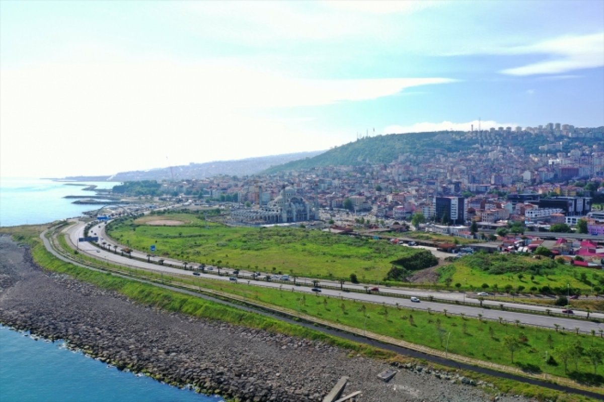 a Doğu Karadeniz'in en büyük cami ve külliyesi yükseliyor