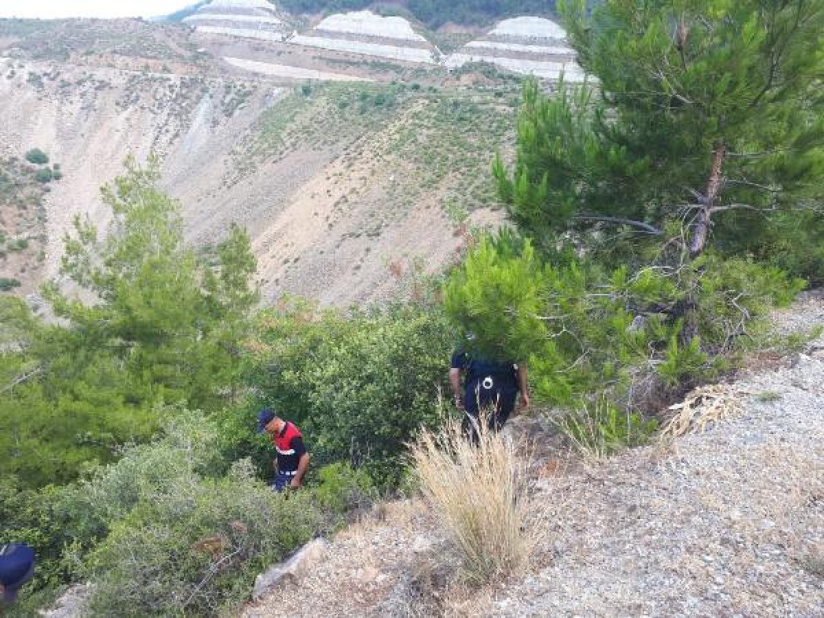 d Mersin'de cesedinden önce katilleri bulundu