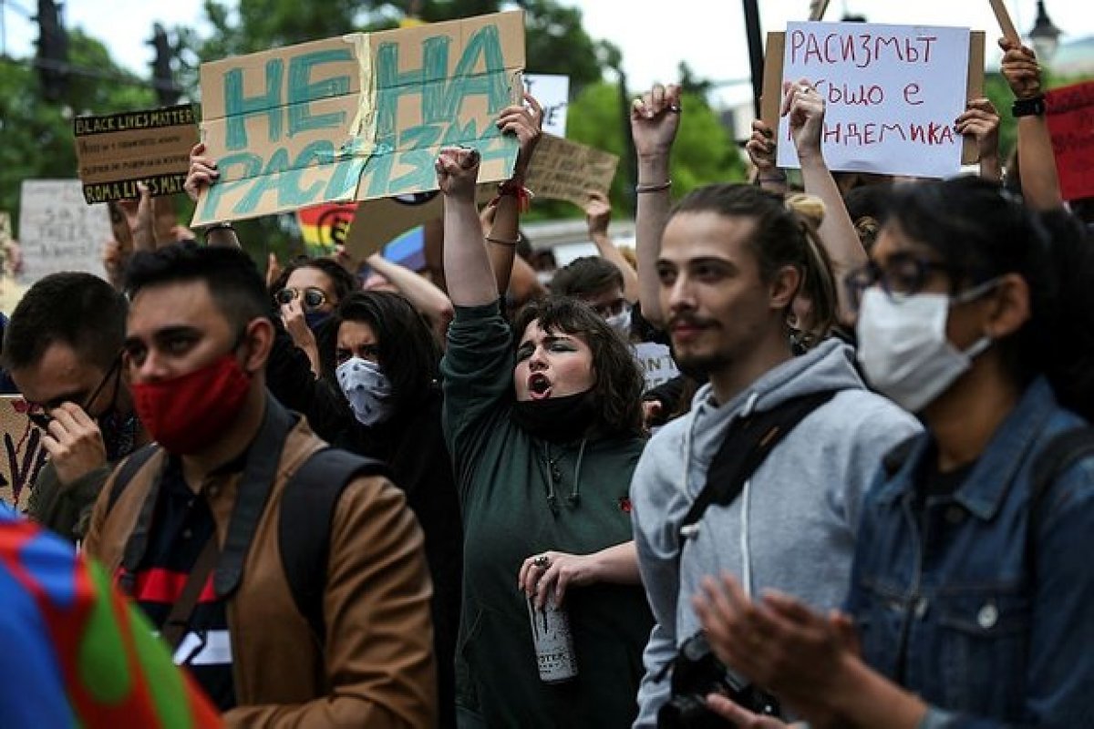 Bulgaristan'da da protestolar başladı