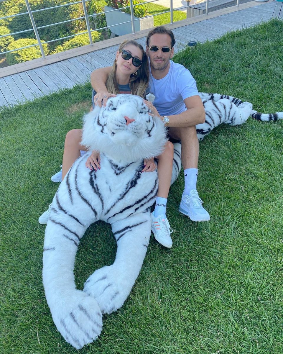 Şeyma Subaşı, DJ sevgilisiyle Çeşme'de