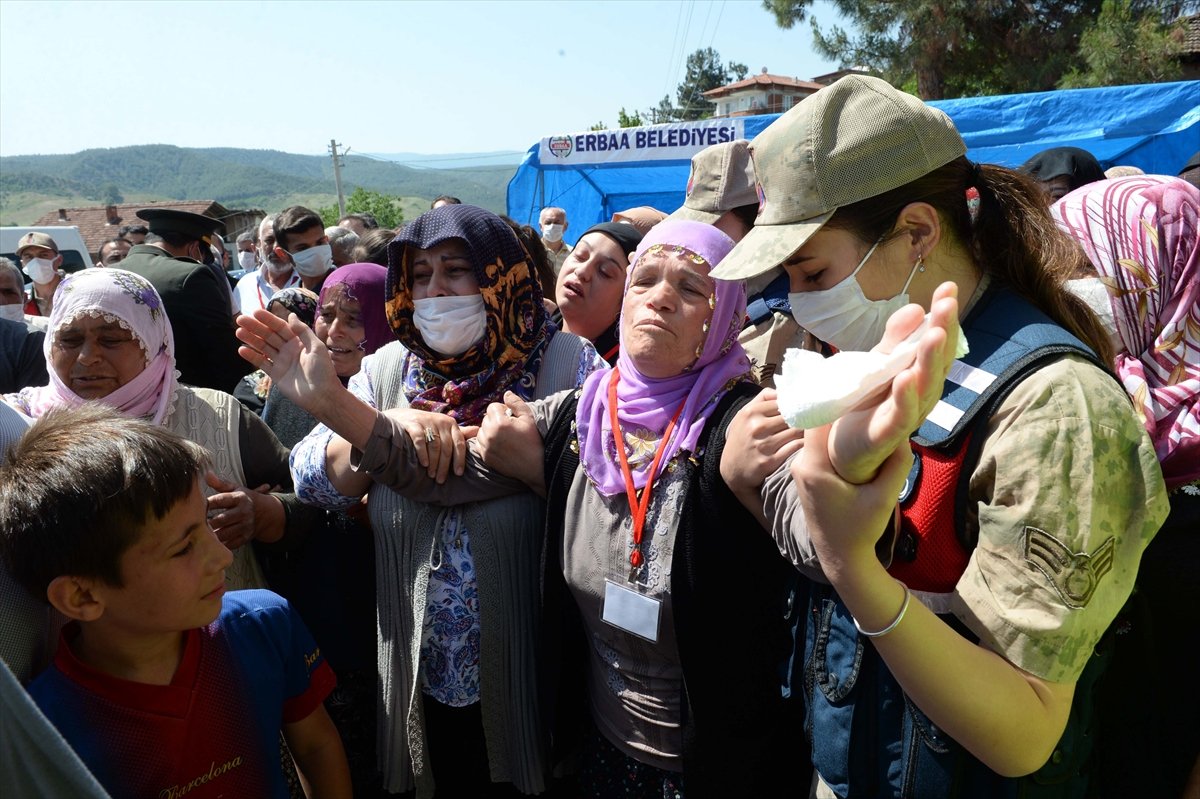 a Şehit İsmail Anayurt, son yolculuğuna uğurlandı