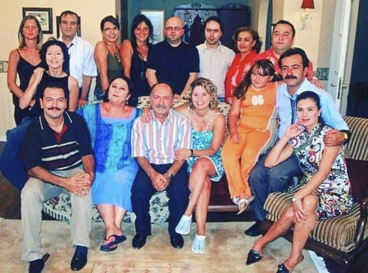 Ayşegül Atik hayata veda etti. Ayşegül Atik kimdir? Biyografisi. Ayşegül Atik hayata veda etti. Ayşegül Atik kimdir? Biyografisi.