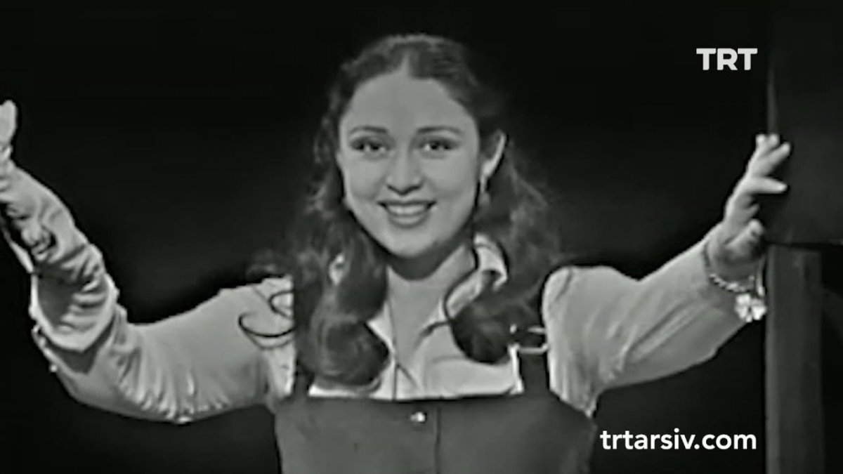 Ayşegül Atik hayata veda etti. Ayşegül Atik kimdir? Biyografisi. Ayşegül Atik hayata veda etti. Ayşegül Atik kimdir? Biyografisi.